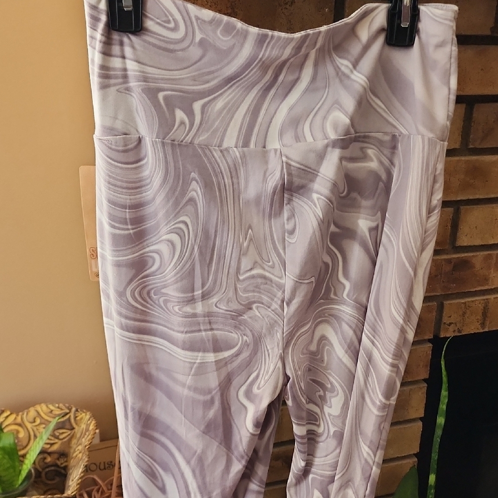 Shosho Marble Pattern Wide Leg Pants NWT - Picture 5 of 5